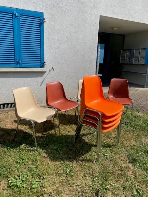 Orange Schalenstühle, 4er-Set - 3