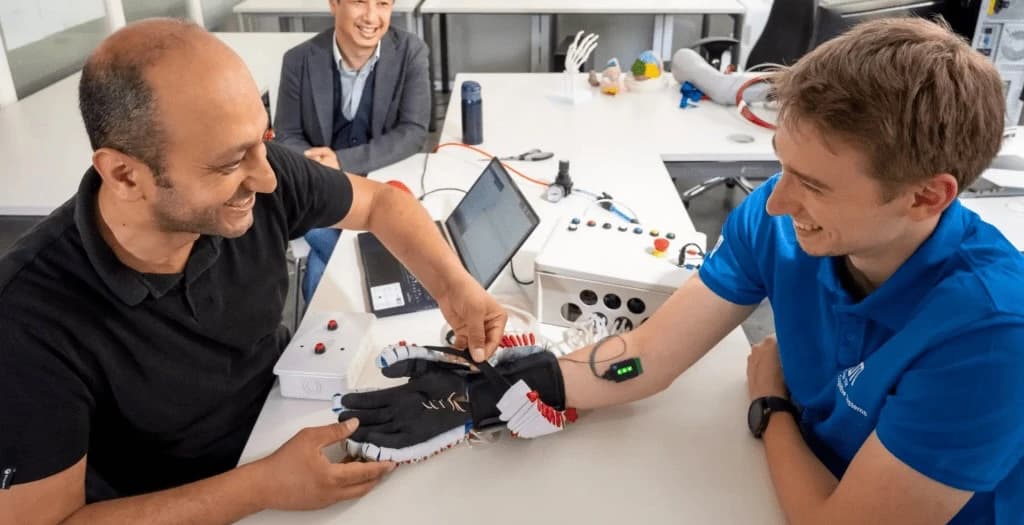 Good News: A Robotic Glove Helps People With Impairments
