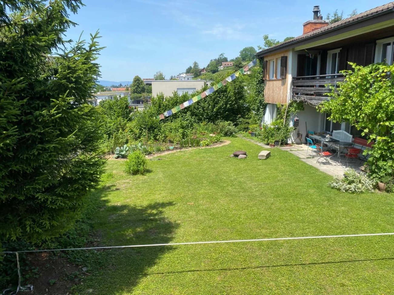 WG-Zimmer mit Büro in Haus mit Garten & Seesicht in Stäfa zu vermieten - 1