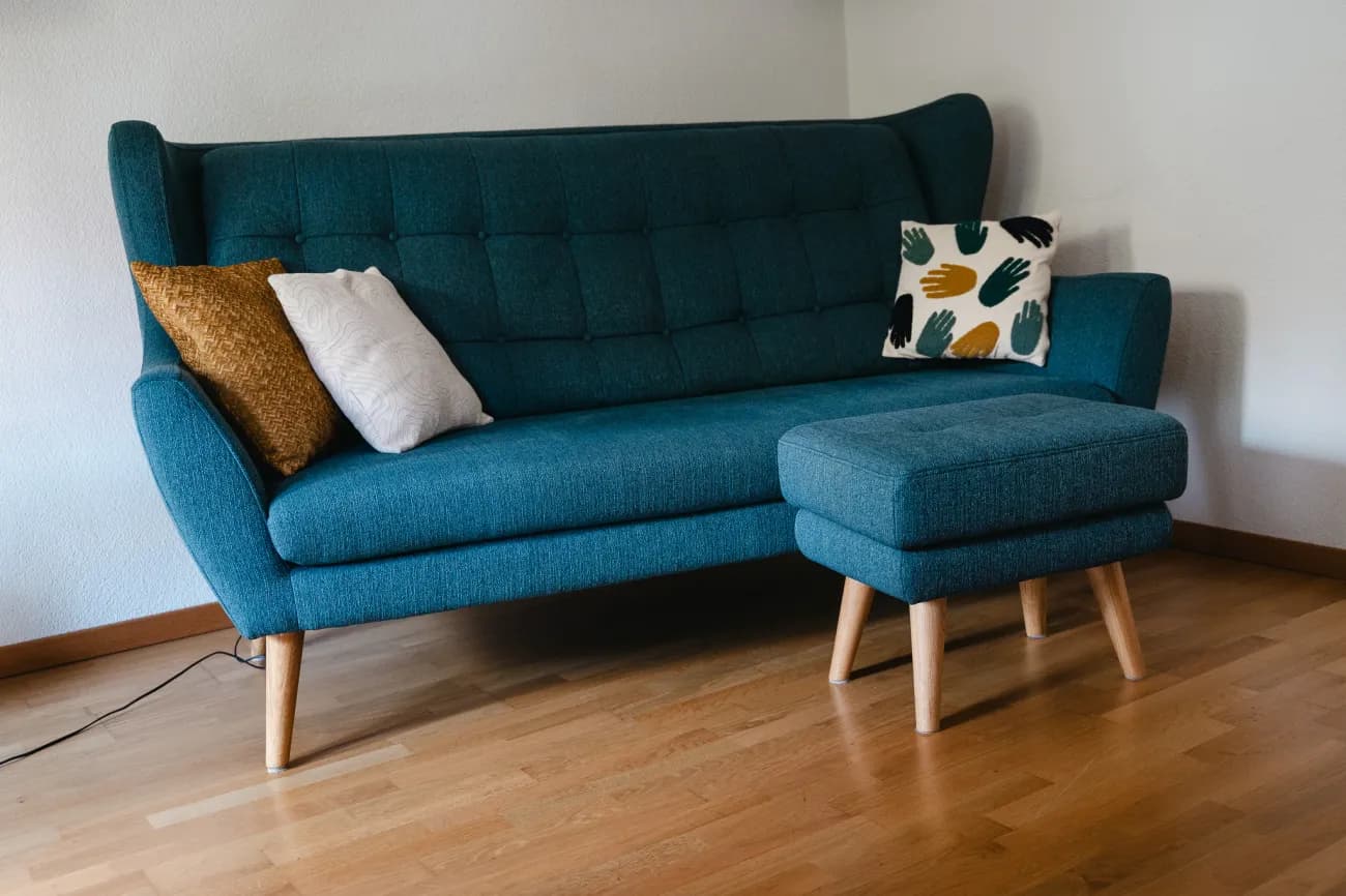 Gemütliches blaues Stoffsofa "Henry" von Livique zu verkaufen - 1