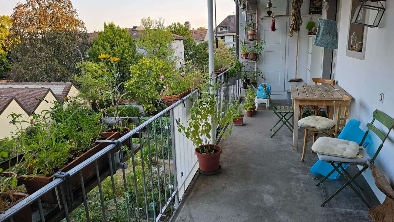 Zwischenmiete möbilierte 3-Zi Wohnung November 26 - Februar 27  / Furnished 3-Room Apartment for Sublet – Basel Breite - 2