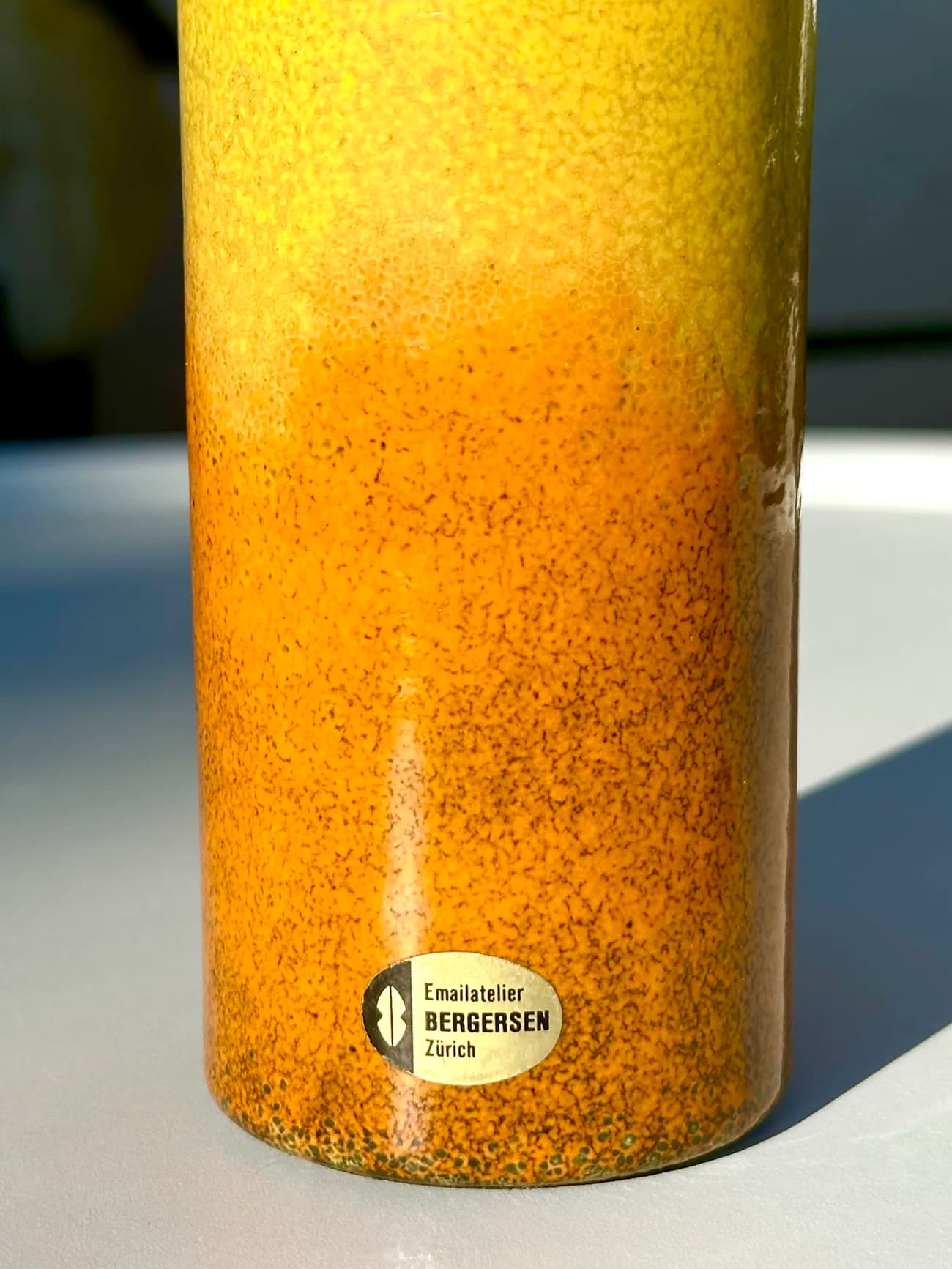 Vase, schlicht orange-gelb. Vintage, Mid-Century, Brutalistisch - 3