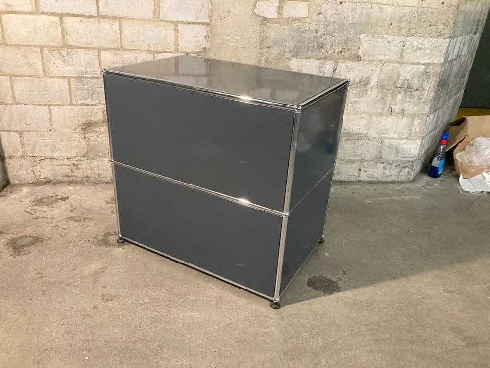 USM Korpus, ca. 78 cm x 75 cm x 53 cm. - 3