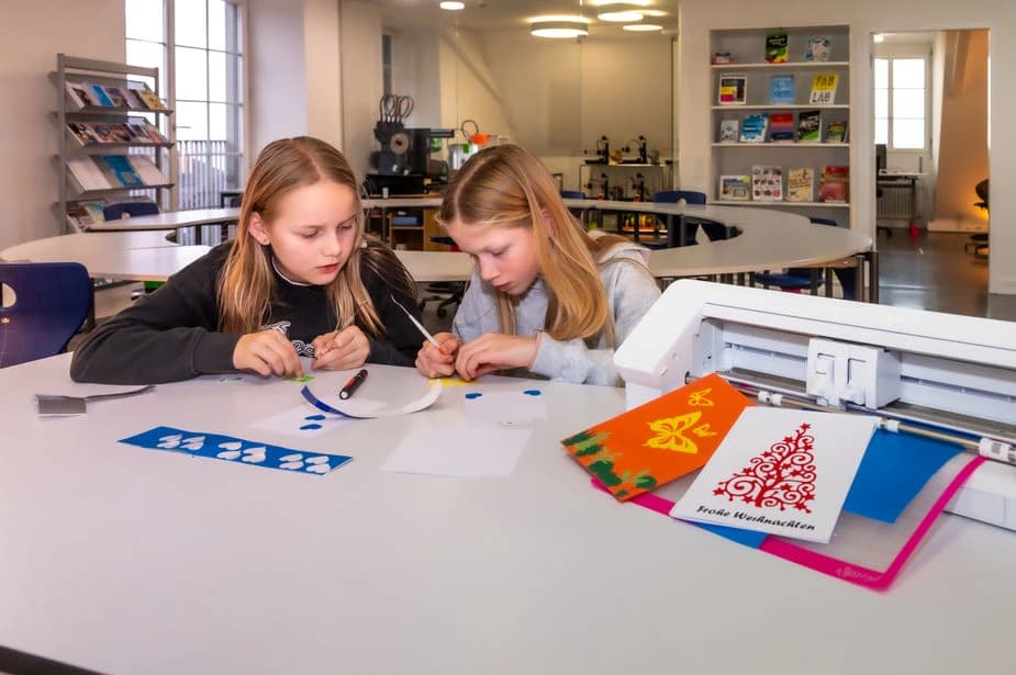 Schneidplotter-Workshop: Dein eigener Sticker - 1