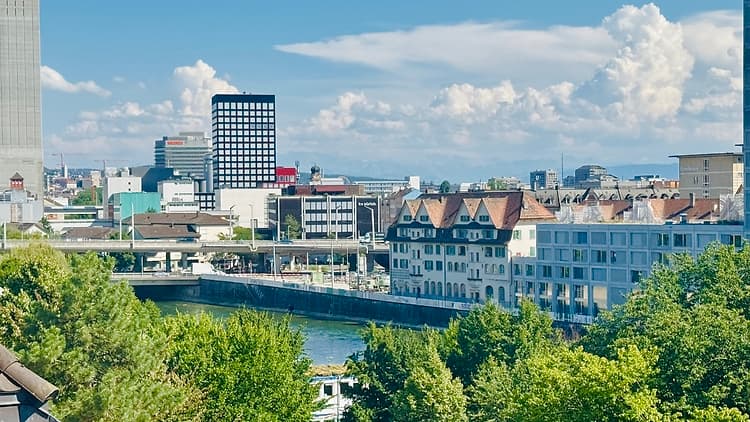 2½ ROOM ATTIC APARTMENT IN ZÜRICH - KREIS 10, FURNISHED, TEMPORARY - 1
