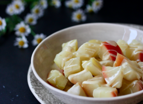 Gedämpfter Apfel zum Frühstück