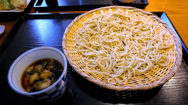 Zaru-Soba: Japans erfrischende Sommerspeise |...