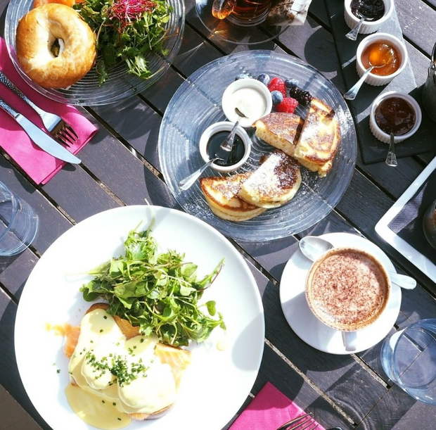 Un brunch pour les gourmand.e.s et les âmes...