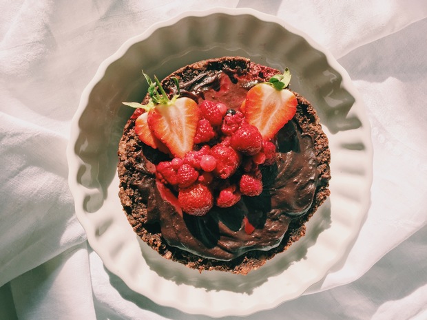 sugar-free, grain-free, dairy-free chocolate cake