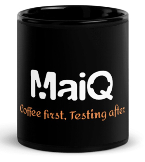 MaiQ TASSE schwarz mit Aufdruck