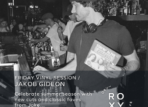 Roxy Friday Vinyl Session / Jakob Gideon