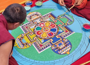 SAND-MANDALA Chenrezig (Avalokiteshvara)