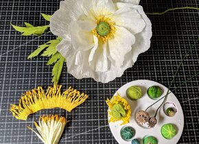 Papierblumen-Workshop