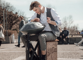 Suche Begleitung für Einsteigerkurs Handpan am...