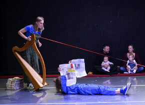 «Irgendwo anders» von Figurentheater Ljubljana