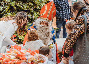 De Samichlaus chunnt is Emmen Center