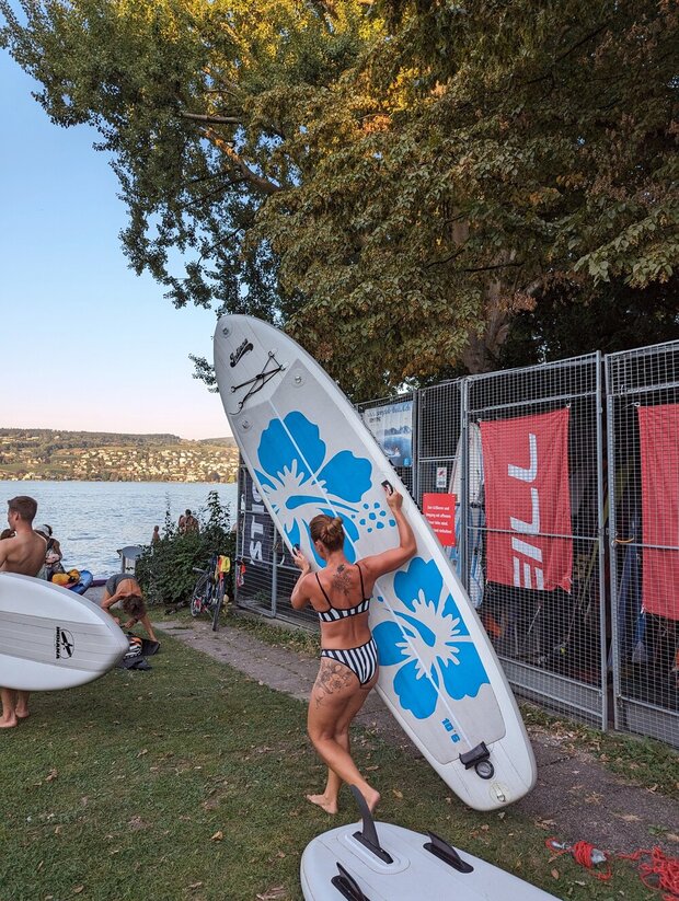 Yoga on a Paddle Board in Thalwil!