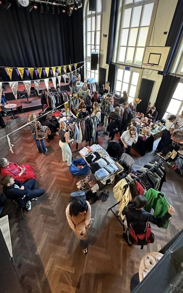 „vintage flea market“ im PROGR/Turnhalle