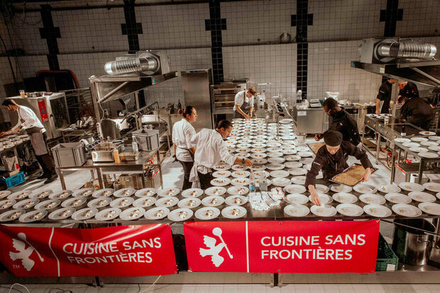 KITCHEN BATTLE LUZERN: GENIESSEN FÜR DEN GUTEN ZWECK