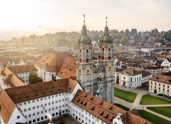 Für Tänzer:innen: der Rooftop Daydance