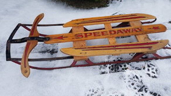 Vintage (1940?) steerable US Sled