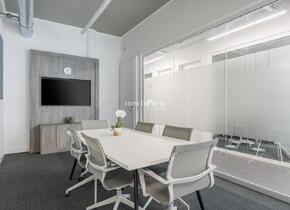 Bureau privé pour 10 personnes à Regus Etoy iLife