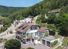 Schönes 7.5-Zimmer-Einfamilienhaus mit viel Platz