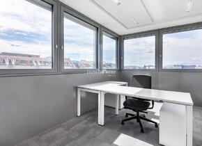 Bureau privé pour 1 personne à Regus Nations