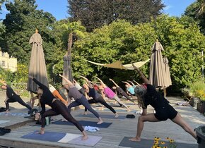 YOGA am Egelsee bei der Caffe Bar RIVA