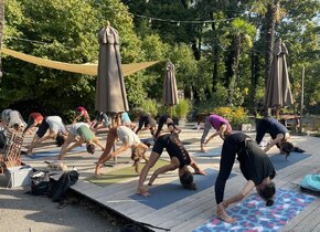 YOGA am Egelsee bei der Caffe Bar RIVA