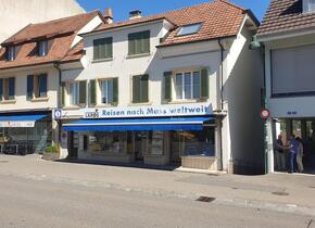 Laden-/Büroräumlichkeiten mit Schaufenster im Zentrum von Aesch