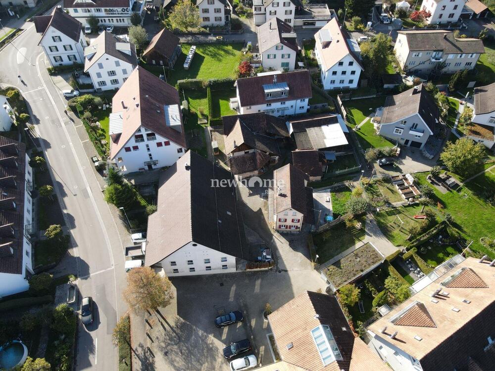 Bebautes Bauland im Dorfkern