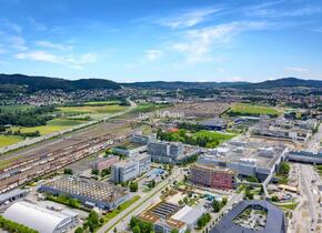 Grosse Lager- oder Verkaufsfläche inkl. Aussenfläche im Limmatpark