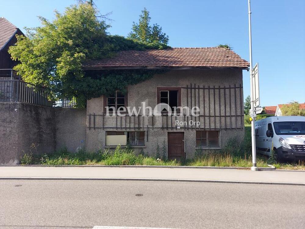 RENOVATIONSBEDÜRFTIG AN DER LANDWIRTSCHAFTSZONE