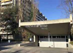 Parking intérieur - Résidence La Tourelle (Petit Saconnex)