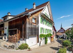 5 Zimmer-Riegelhaus Einseitig angebaut mitten im Dorfkern