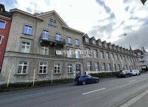 HISTORISCHES GEBÄUDE AN TOLLER LAGE