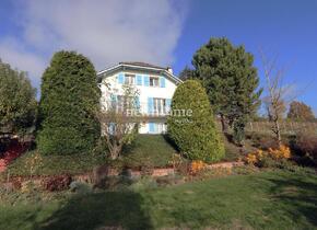 Zu verkaufen: Vully-Landhaus mit grossem Garten Raum, Ruhe und Natur