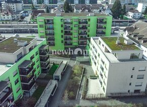 Einstellplatz vis à vis Bahnhof Sursee