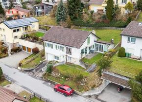 Einmaliges Einfamilienhaus mit Blick auf den Säntis in ruhiger Hang...