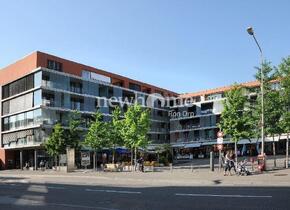 Moderne Wohnung mit grossem Balkon