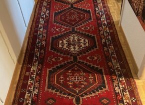 Grosser orientalischer Teppich aus Iran (3,4 Meter lang)