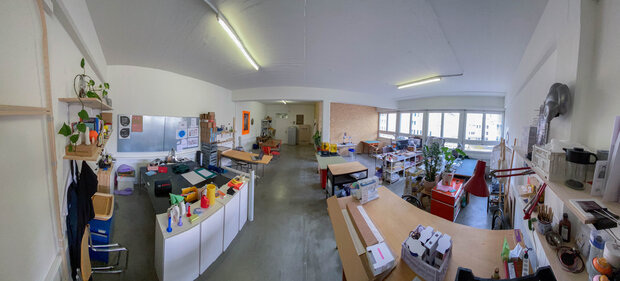 Freier Atelierplatz in einem kreativen Gemeinschaftsatelier
