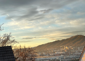 Blick auf die Wolken und über Zürich: charmante 4.0....