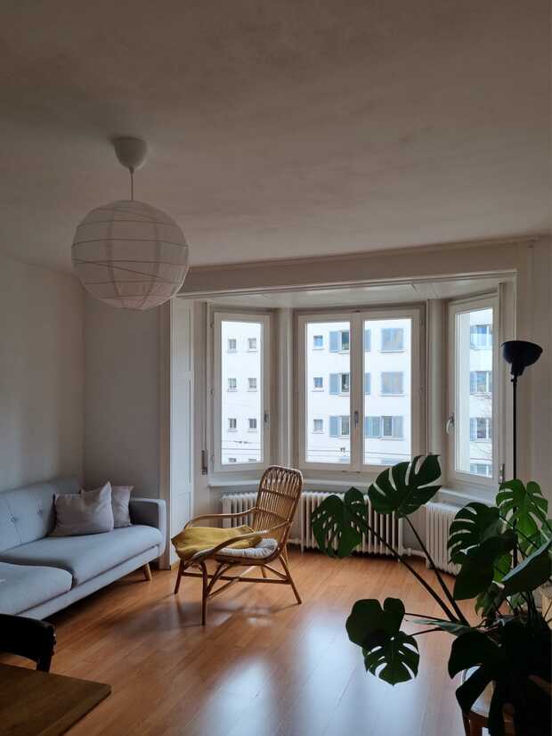 Nice room in shared flat in Kreis 4, available from 7 August 2024.