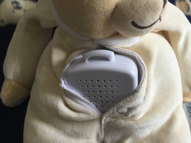Neue Baby-Kinderwäsche, Teddy mit Batterie für Mutterbauch Geräusche 076 23 68 345 Versand ist mögl