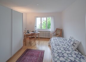 Charmante Wohnung am Meierhofplatz, geräumig, mit...