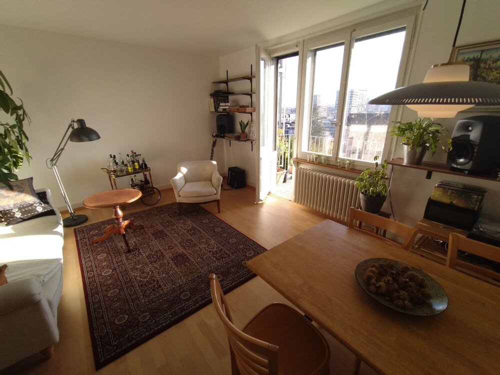 Beautiful central flat with sunny balcony and fantastic...