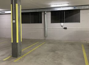 Parkplatz zu vermieten