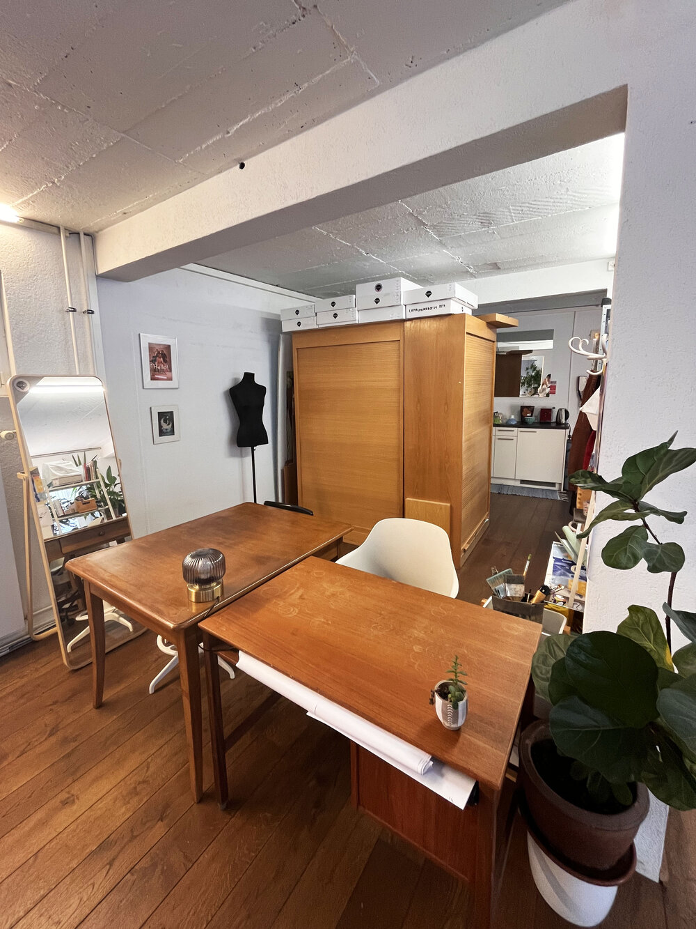 Atelier/co-working space for rent